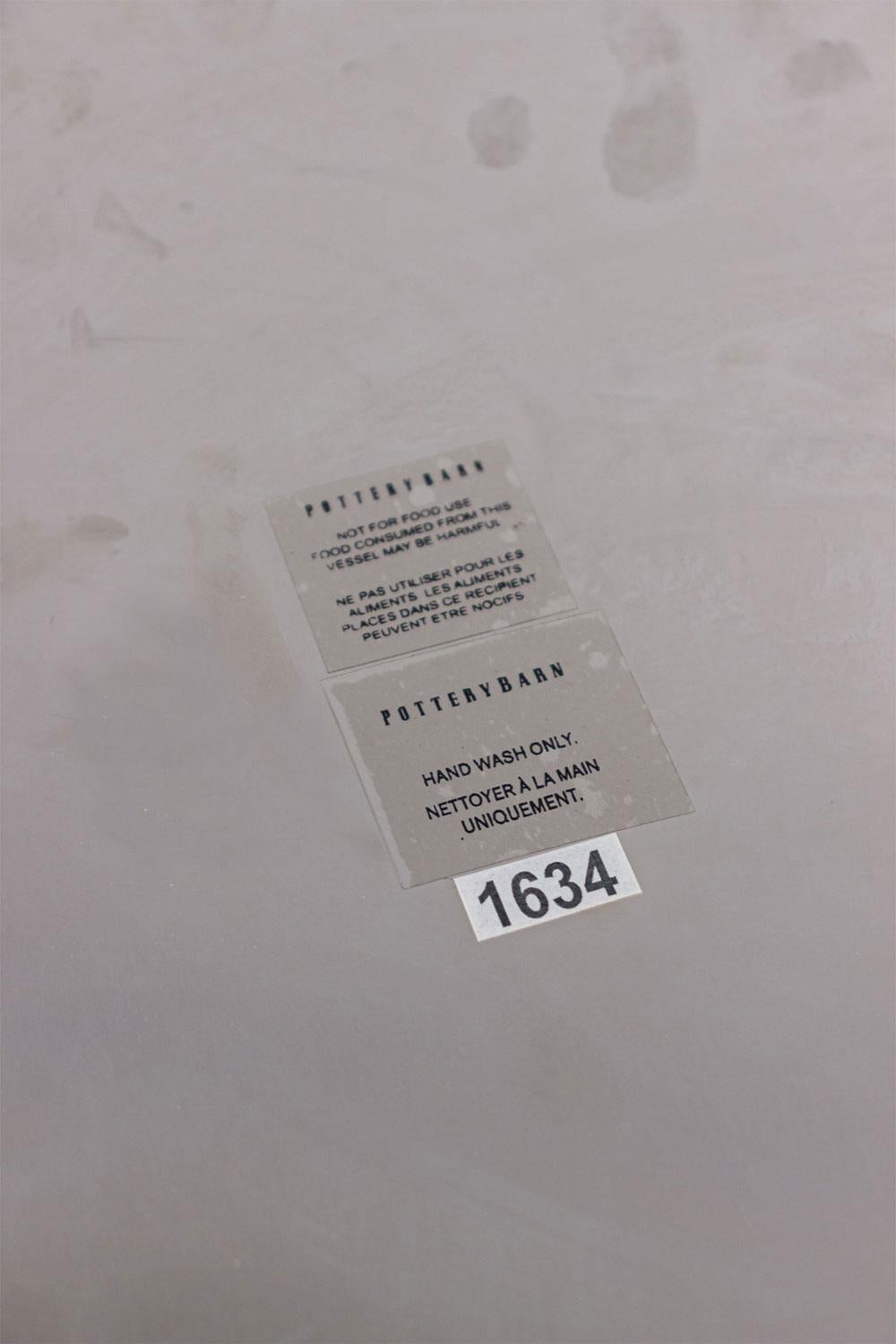 Rundes silbernes Metalltablett mit Griffen (20. Jahrhundert) im Angebot