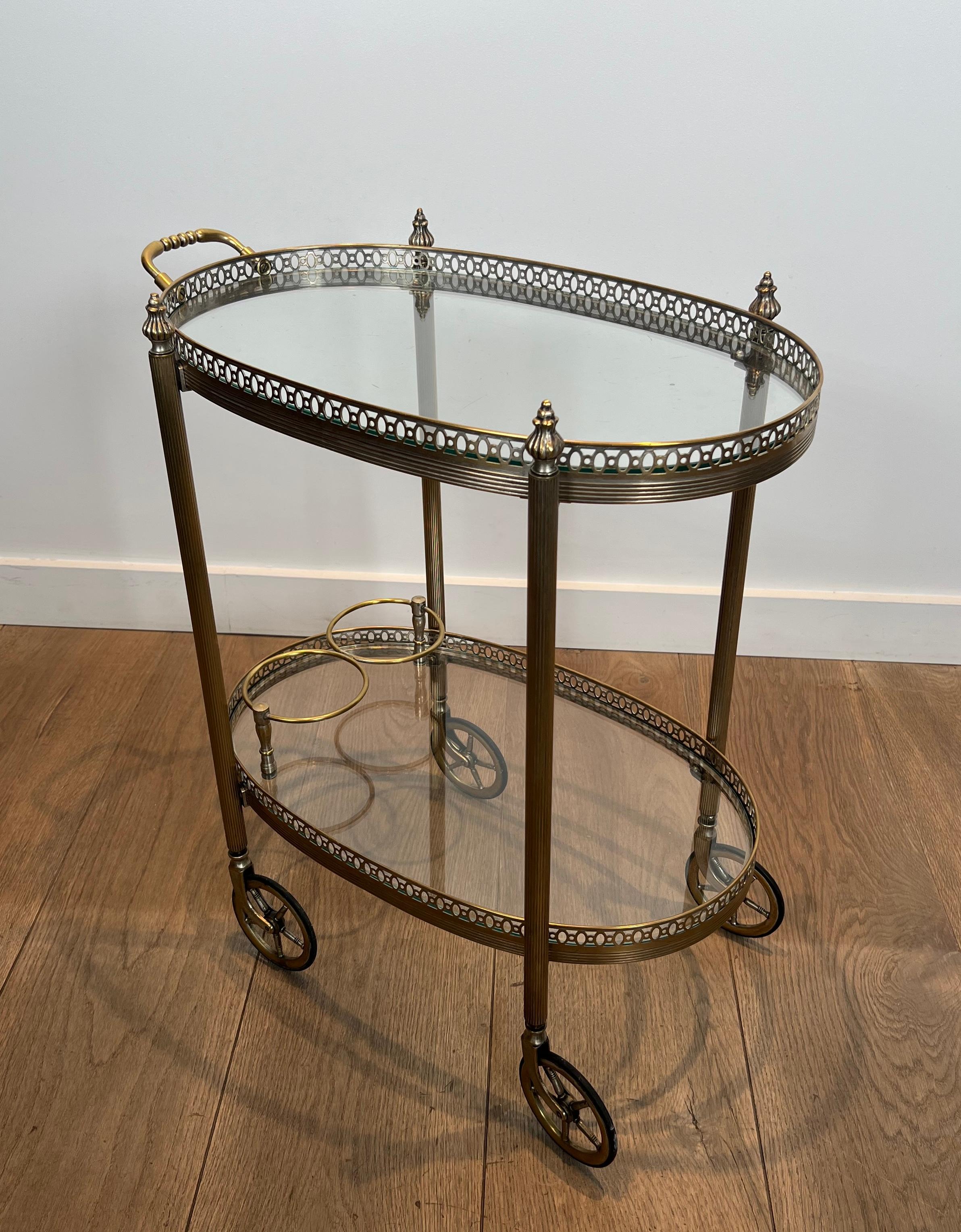 Round Silvered Brass Drinks Trolley by Maison Bagués In Good Condition For Sale In Marcq-en-Barœul, Hauts-de-France
