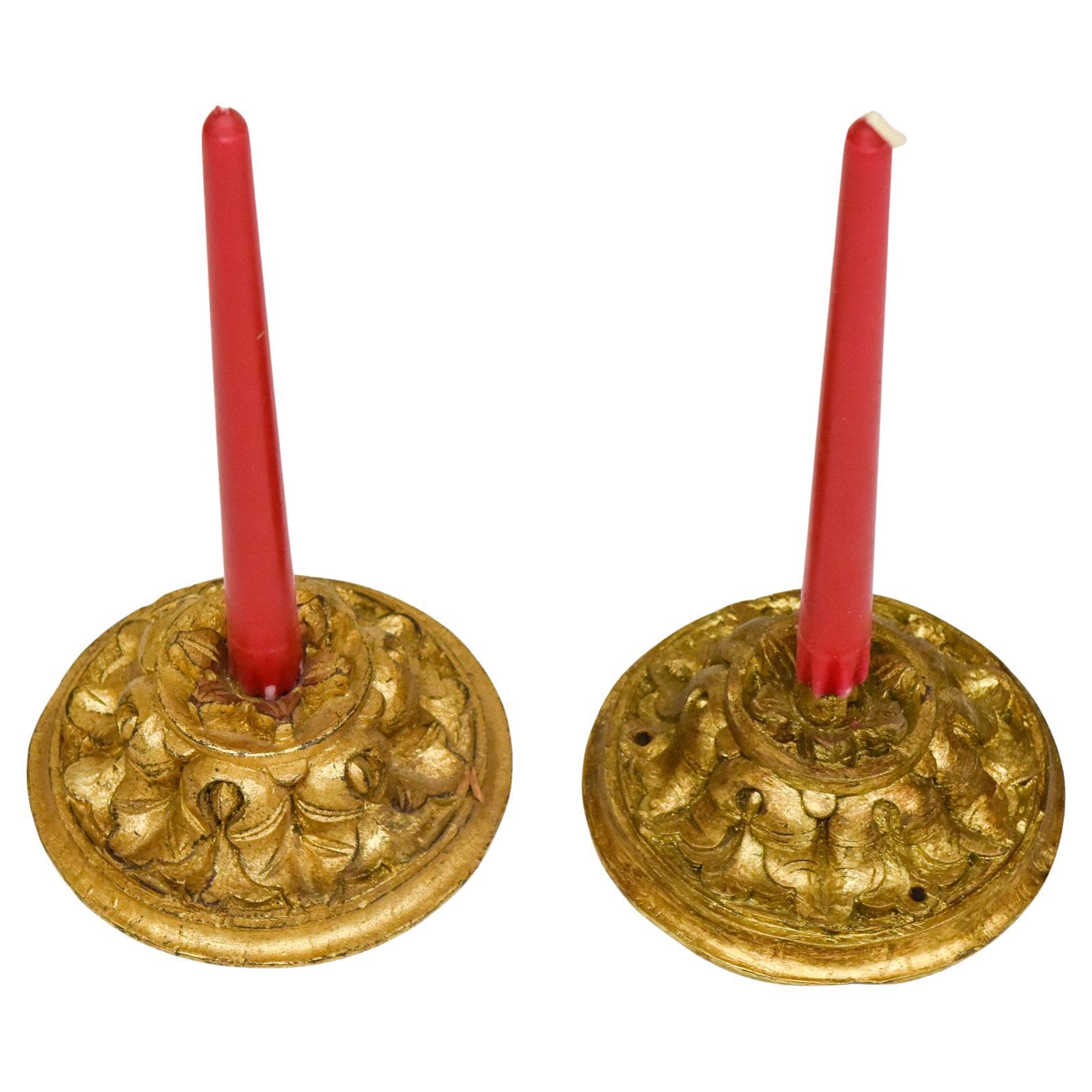 Runde kleine vergoldete Holzfriese im Zustand „Hervorragend“ im Angebot in Alessandria, Piemonte