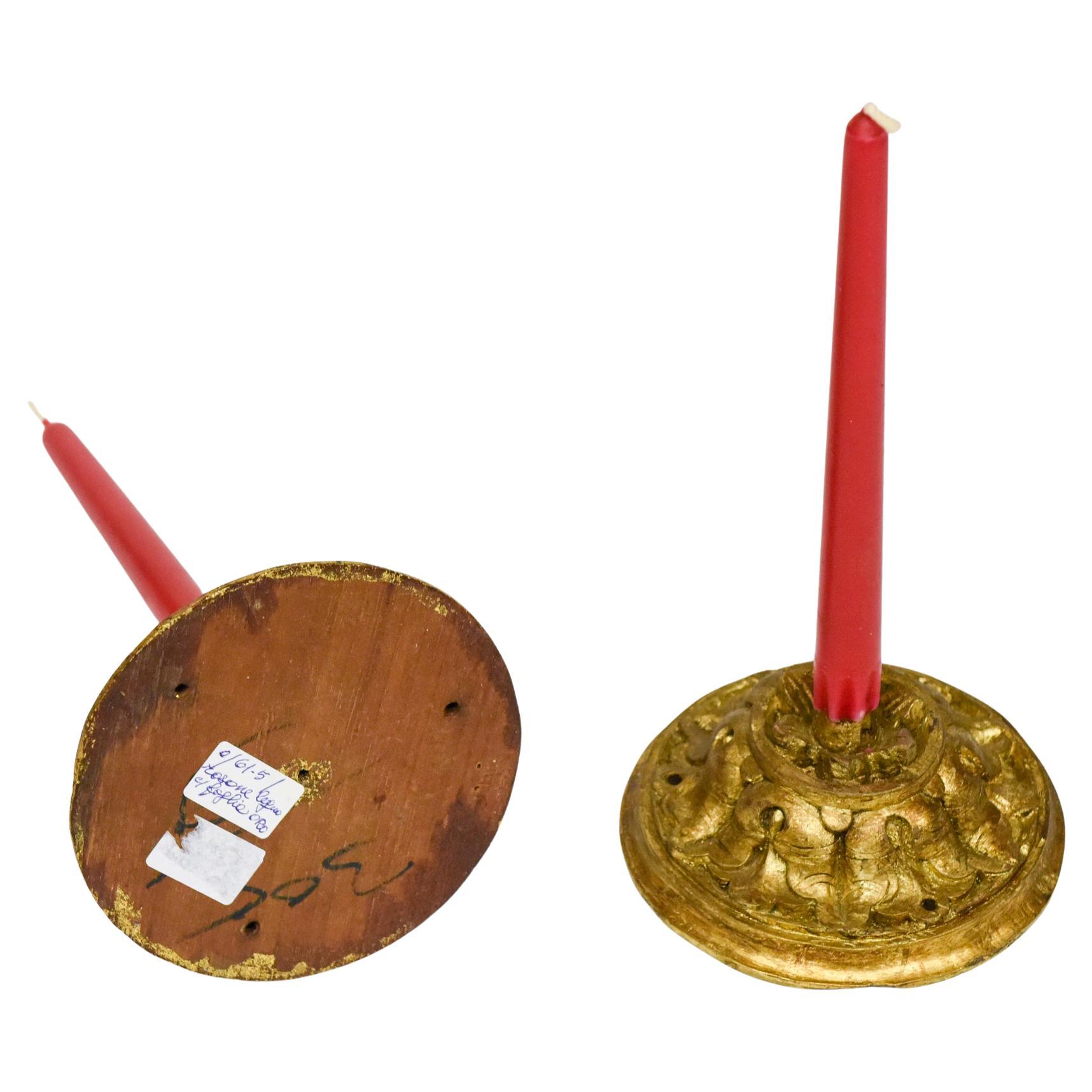 Runde kleine vergoldete Holzfriese (Obstholz) im Angebot