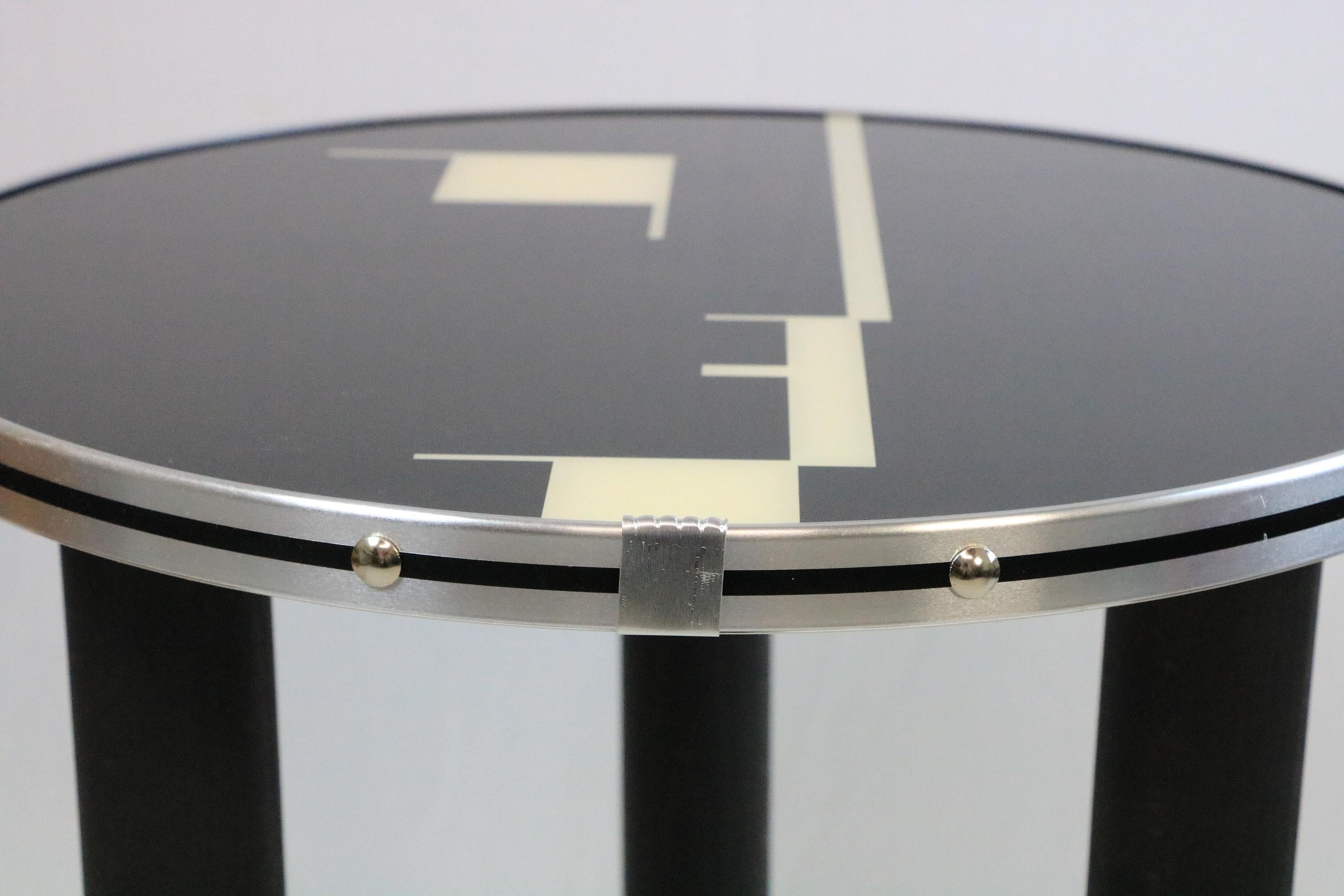 Mesa auxiliar pequeña redonda, la Bauhaus se une al diseño contemporáneo, Obra de arte en venta 2