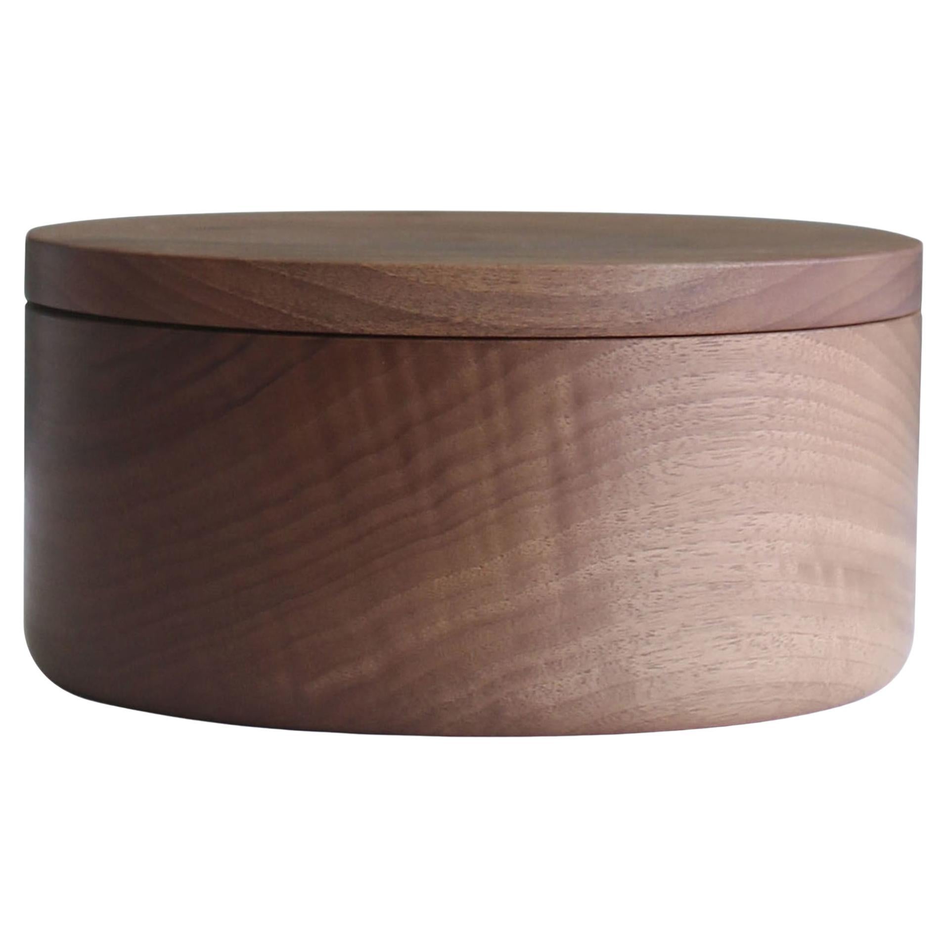 Round Small Walnut Box with Flat Lid For Sale
