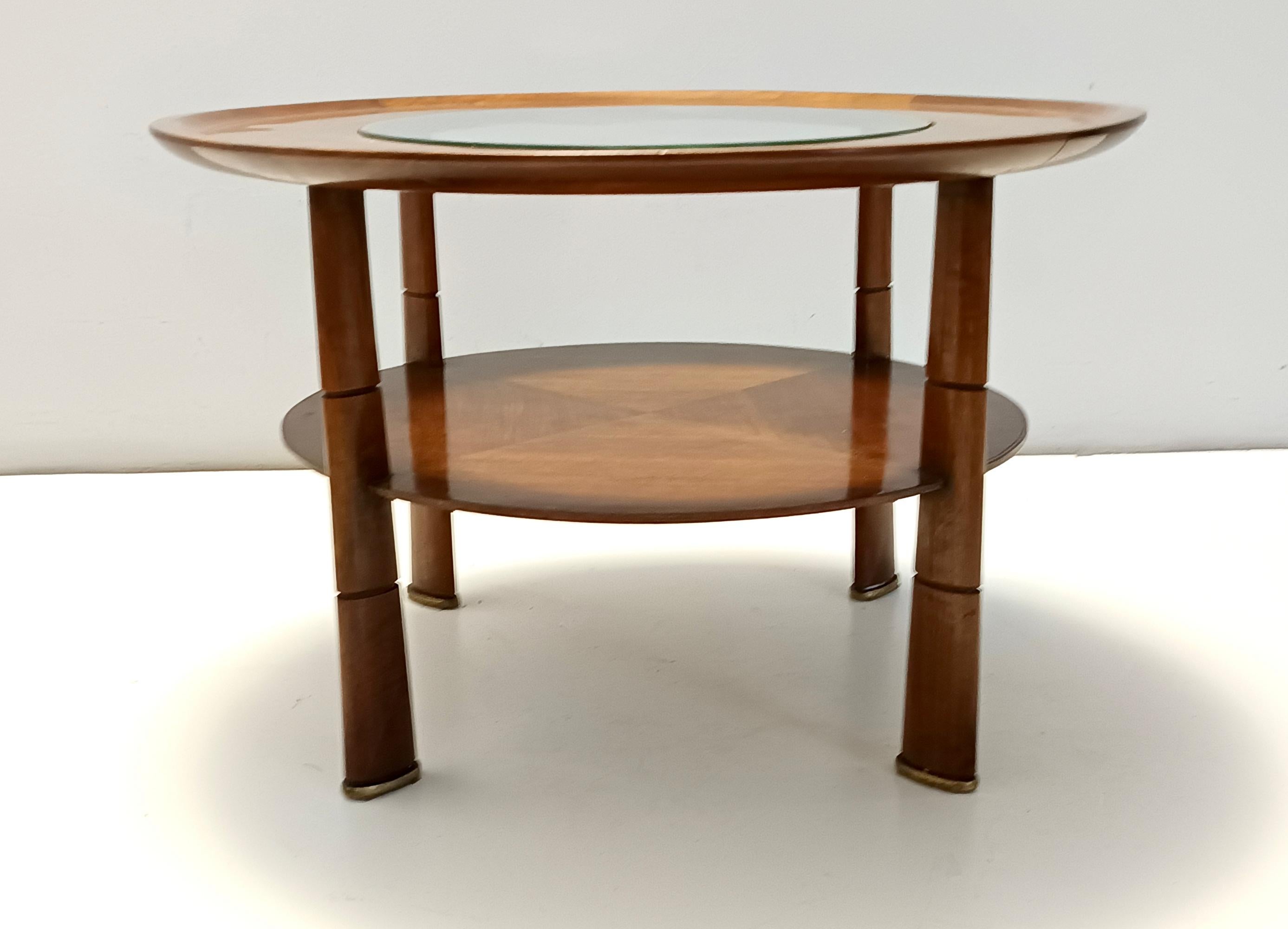Runder Couchtisch aus massivem Nussbaum und Kristall, Paolo Buffa, Italien (Moderne der Mitte des Jahrhunderts) im Angebot