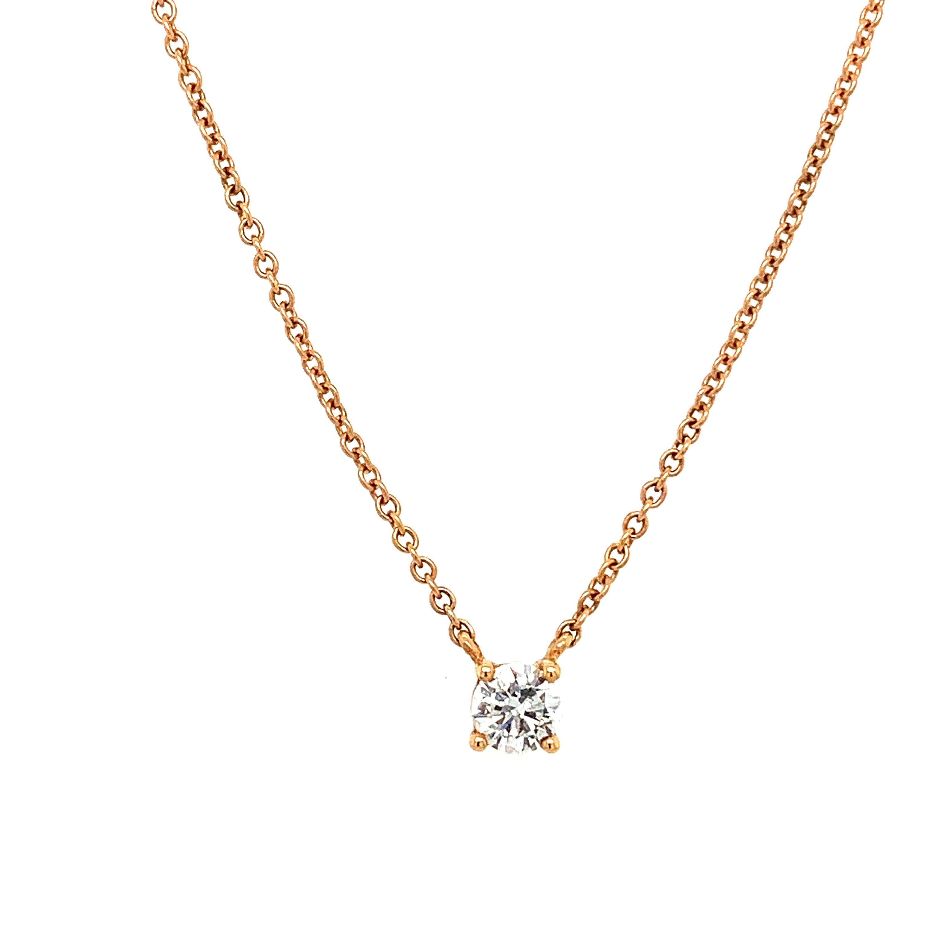 Round Cut Round solitaire diamond pendant necklace 18k rose gold For Sale