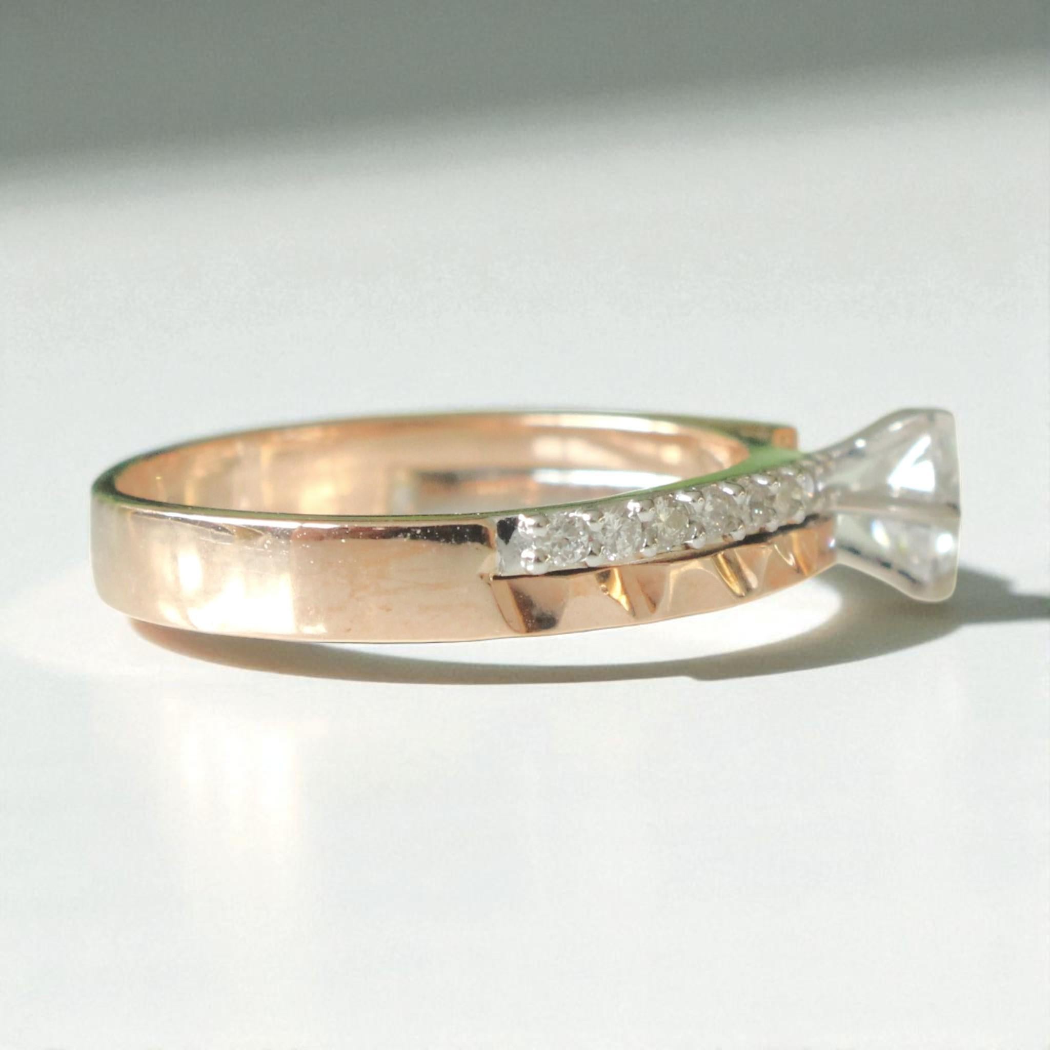 Alianza de Diamante Natural Solitario Redondo en Oro Macizo de 14 K (Certificado) Corte redondo en venta