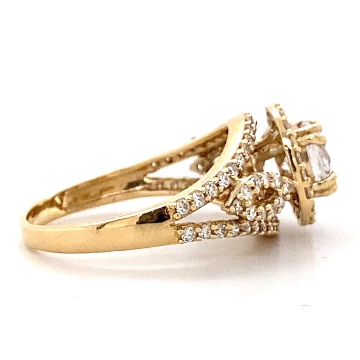 Alliance en or massif 14k avec solitaire rond en diamant naturel (certifié) Pour femmes en vente