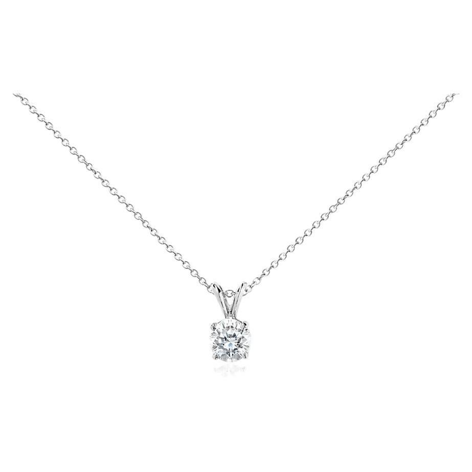 An eye-catching necklace that brings an amazing sparkle

Necklace Information
Gold : 14K 
Diamond Carats : 0.50ttcw
Diamond Cut : Round (Natural Diamonds)
Diamond Color : F-G
Diamond Clarity : Vs
Color : White Gold, Yellow Gold, Rose Gold
Clasp :