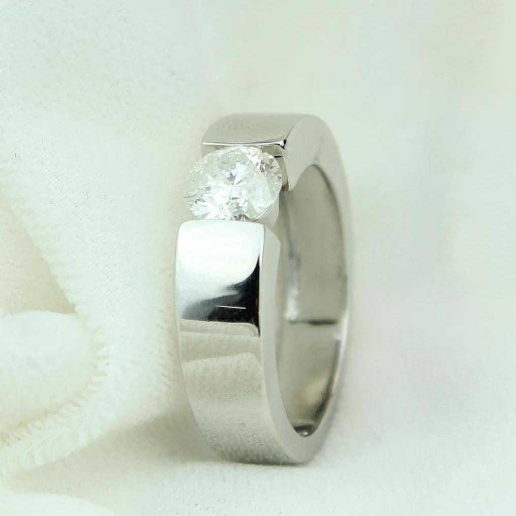 Round Cut Round Solitaire Tension Set Diamond Men Ring in 14K Solid Gold (Certified) For Sale