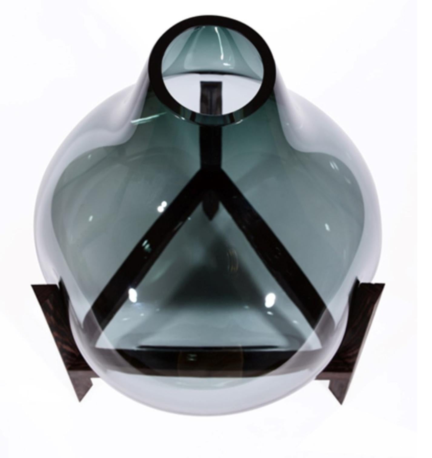 Post-Modern Round Square Grey Triangular Vase by Studio Thier & Van Daalen For Sale