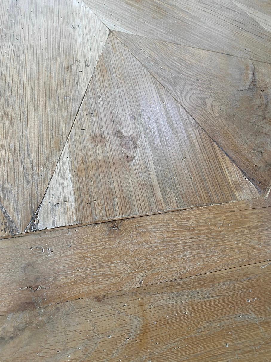 Baroque Round Starburst Design Bleached Oak Dining Table For Sale