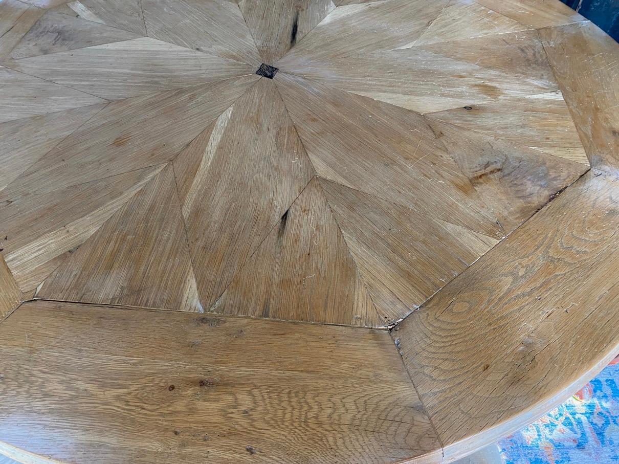 Round Starburst Design Bleached Oak Dining Table In Good Condition For Sale In Sheffield, MA