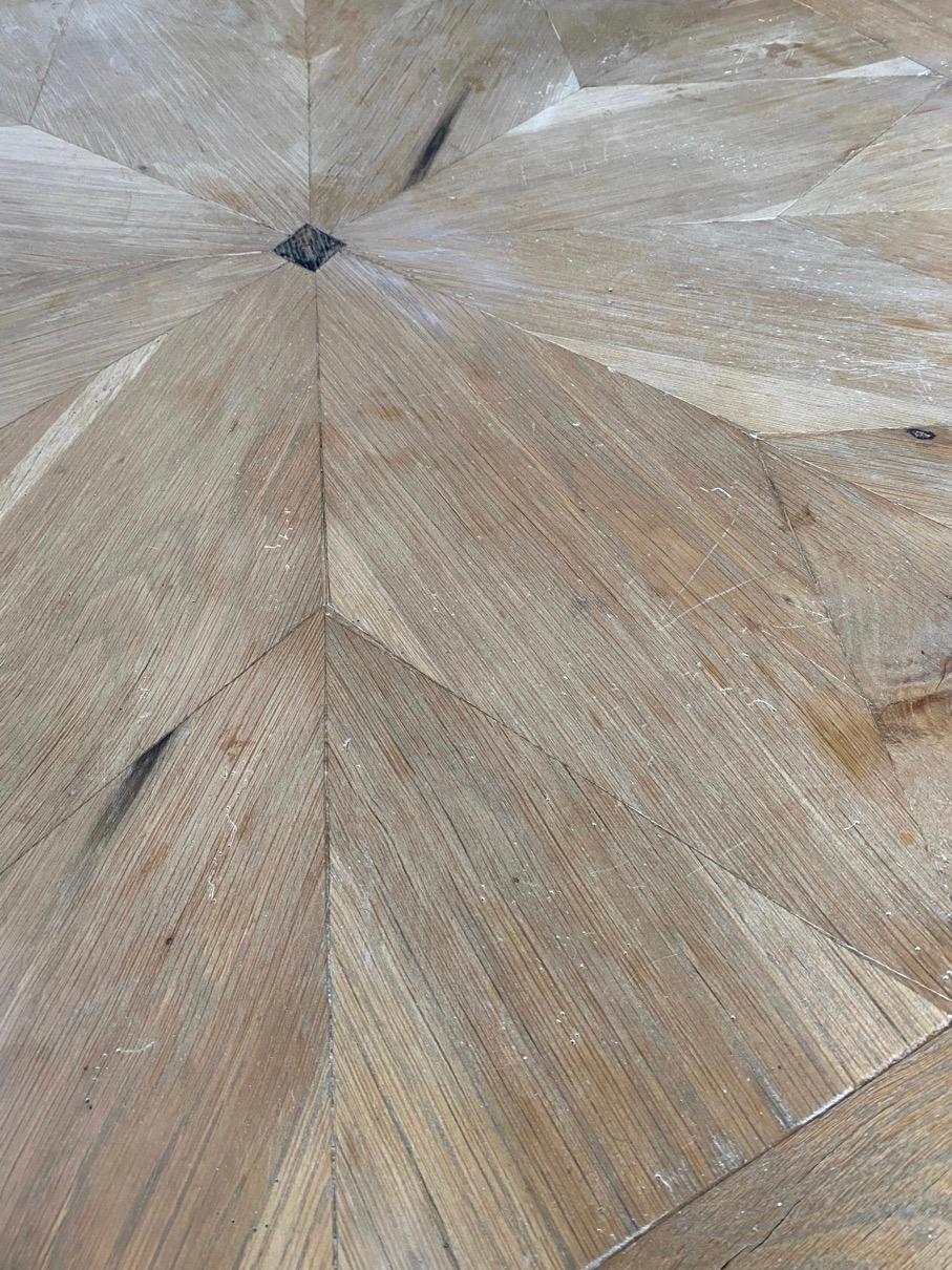 20th Century Round Starburst Design Bleached Oak Dining Table For Sale