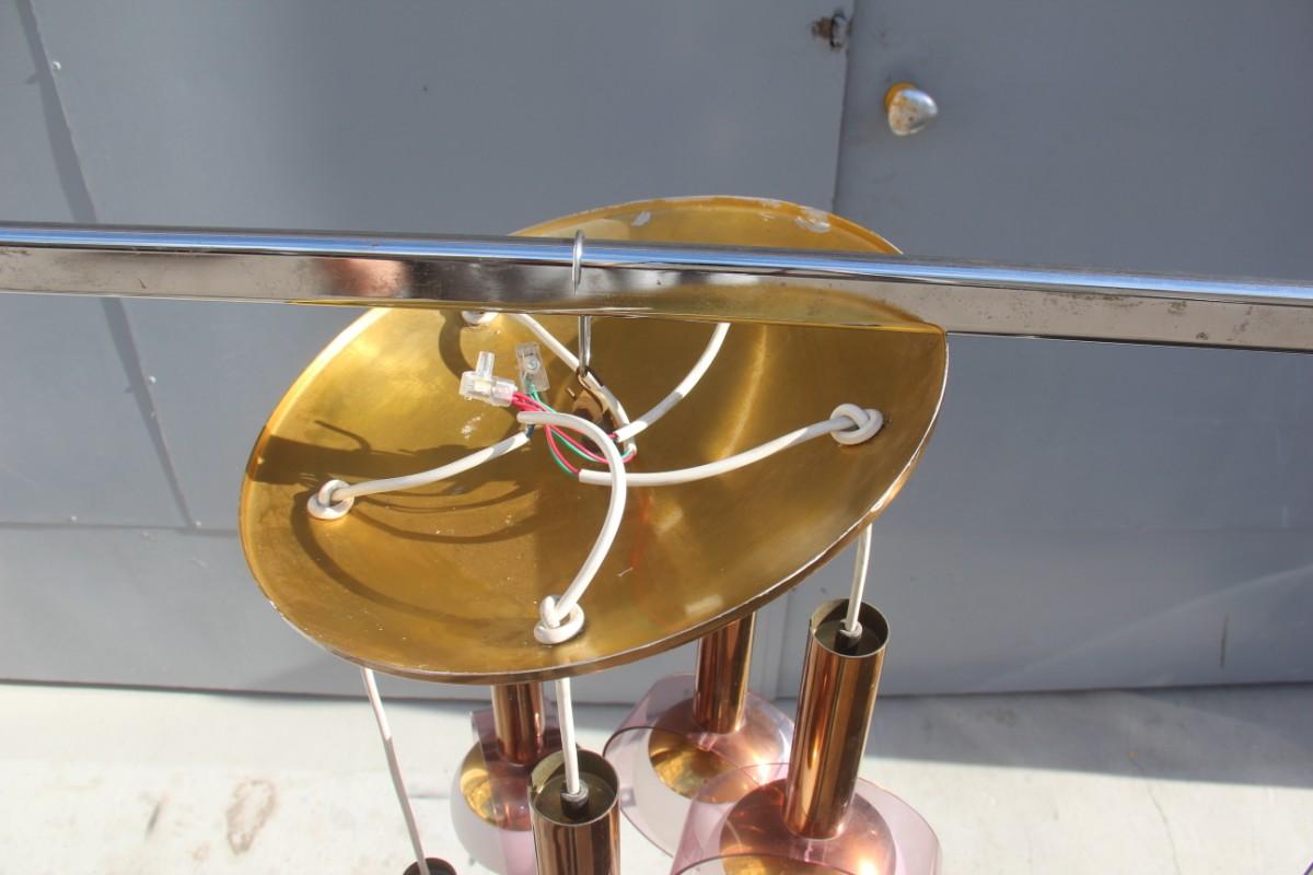 Runder Stilux Milano-Kronleuchter aus der Mitte des Jahrhunderts aus Messing, Plexiglas und Gold, italienisches Design im Angebot 7