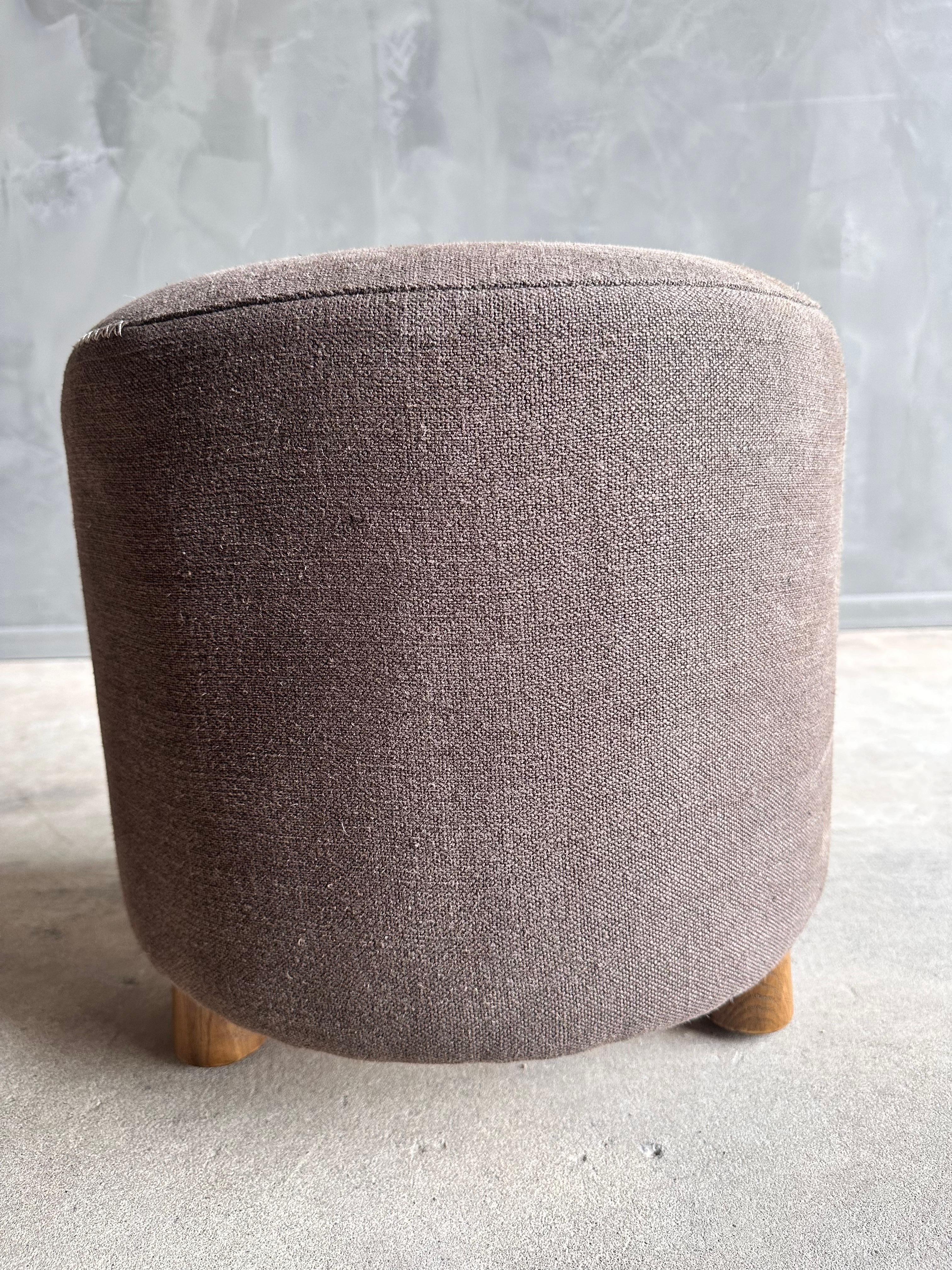 Round Stool in Coco Brown Linen with Hand Stitched Details and White Oak Legs In New Condition In Old Town Orange, CA