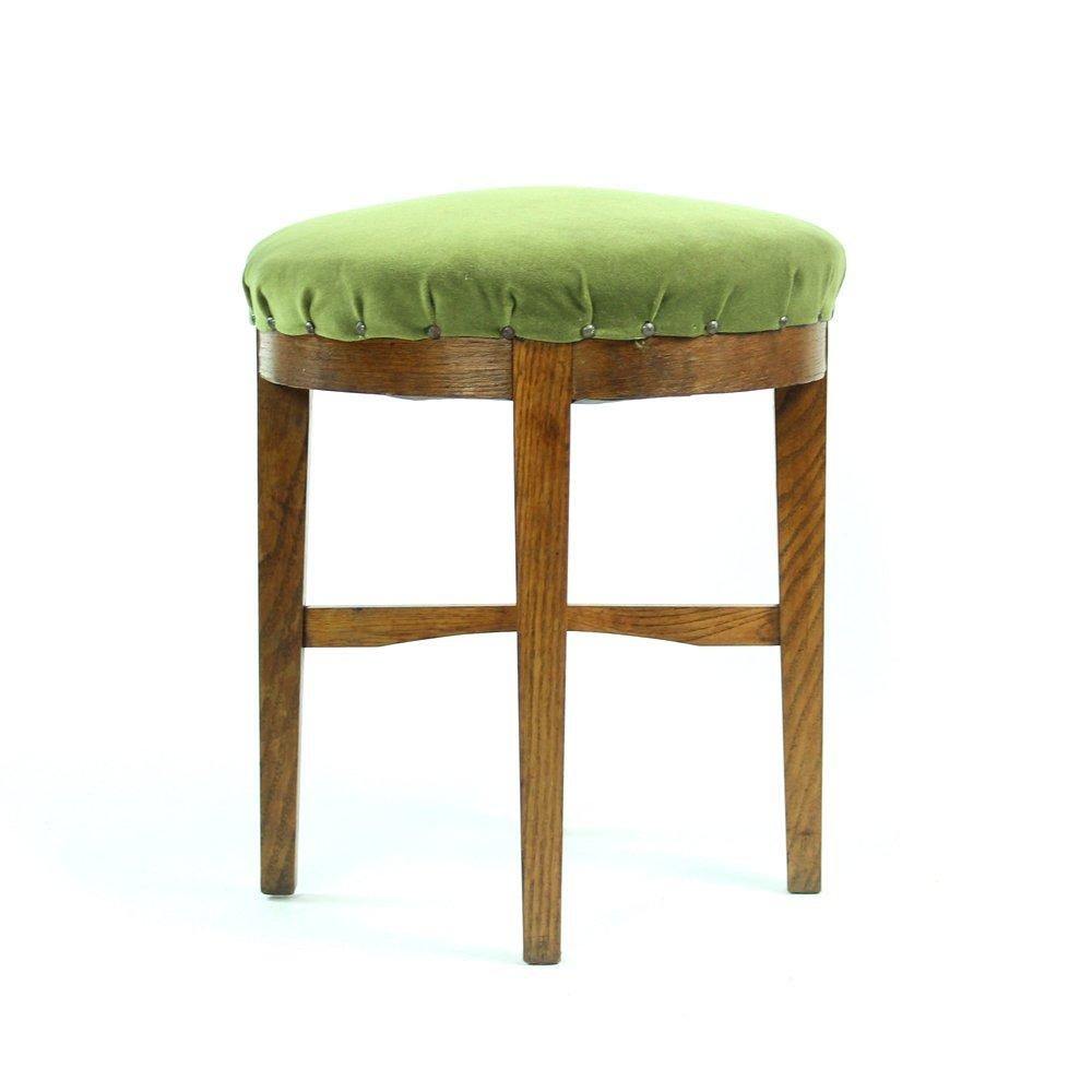 Round Stool in Green Fabric and Oak, Czechoslovakia, 1950s For Sale 1