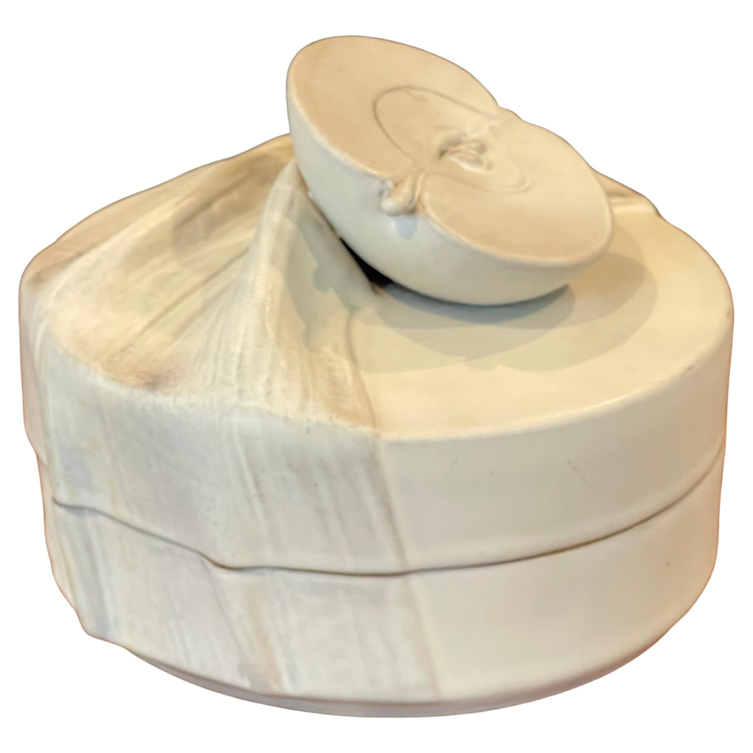 Scandinavian Modern Round Stylized Ceramic Lidded Trinket Box with Apple Motif by Rosenthal For Sale