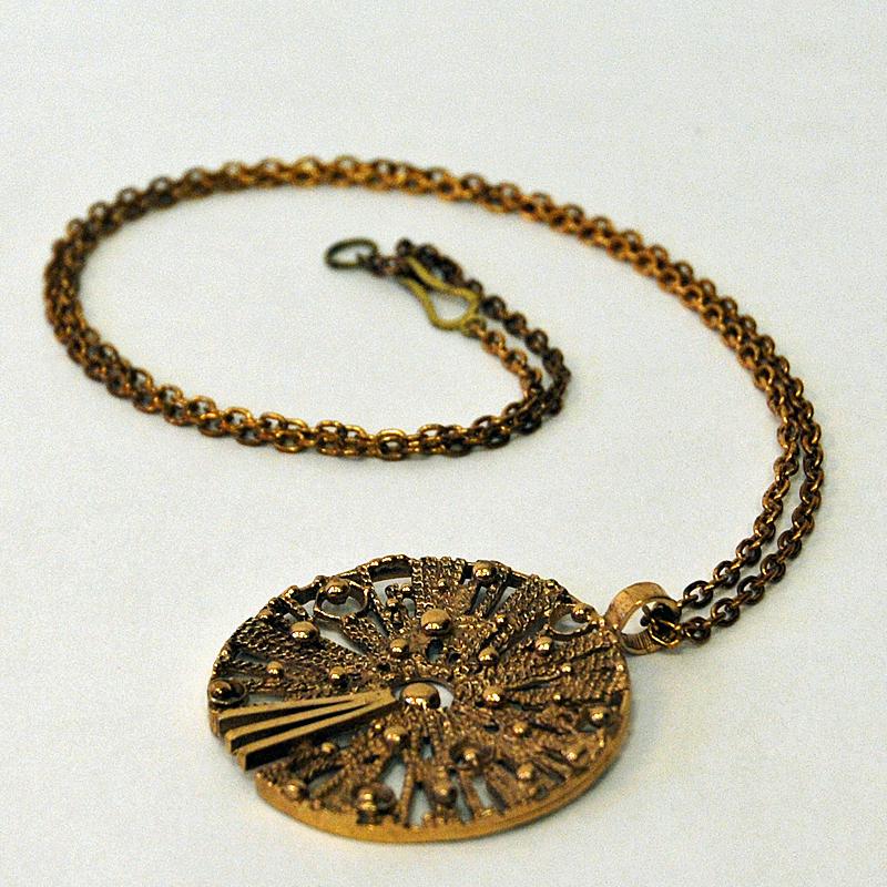 Women's Round sunshaped vintage bronze necklace 1960-1970s For Sale