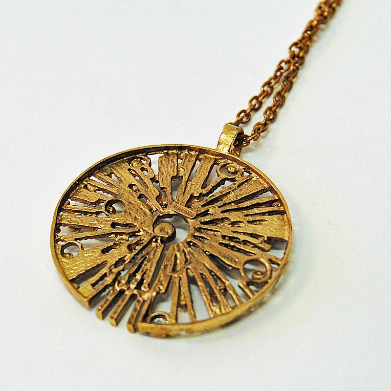 Round Sunshaped Vintage Bronze Necklace, 1960-1970s For Sale 1