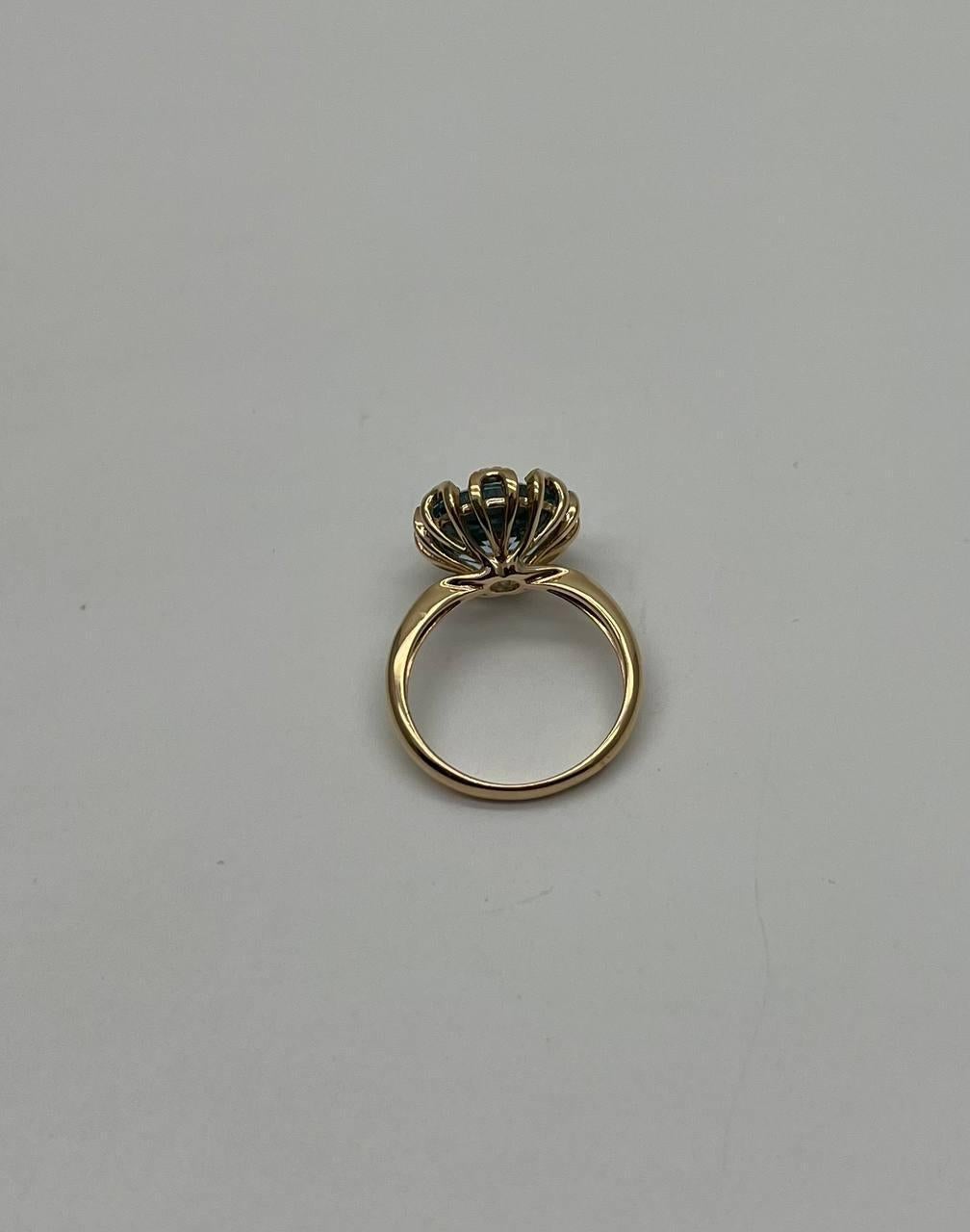Round Swiss Blue Topaz Floral Flower Setting 14K Yellow Gold Diamonds Ring In New Condition For Sale In Oakton, VA