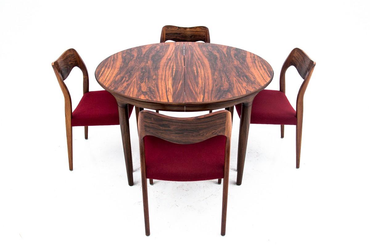 Round Table and Chairs by Niels O. Møller, Denmark, 1960s 3