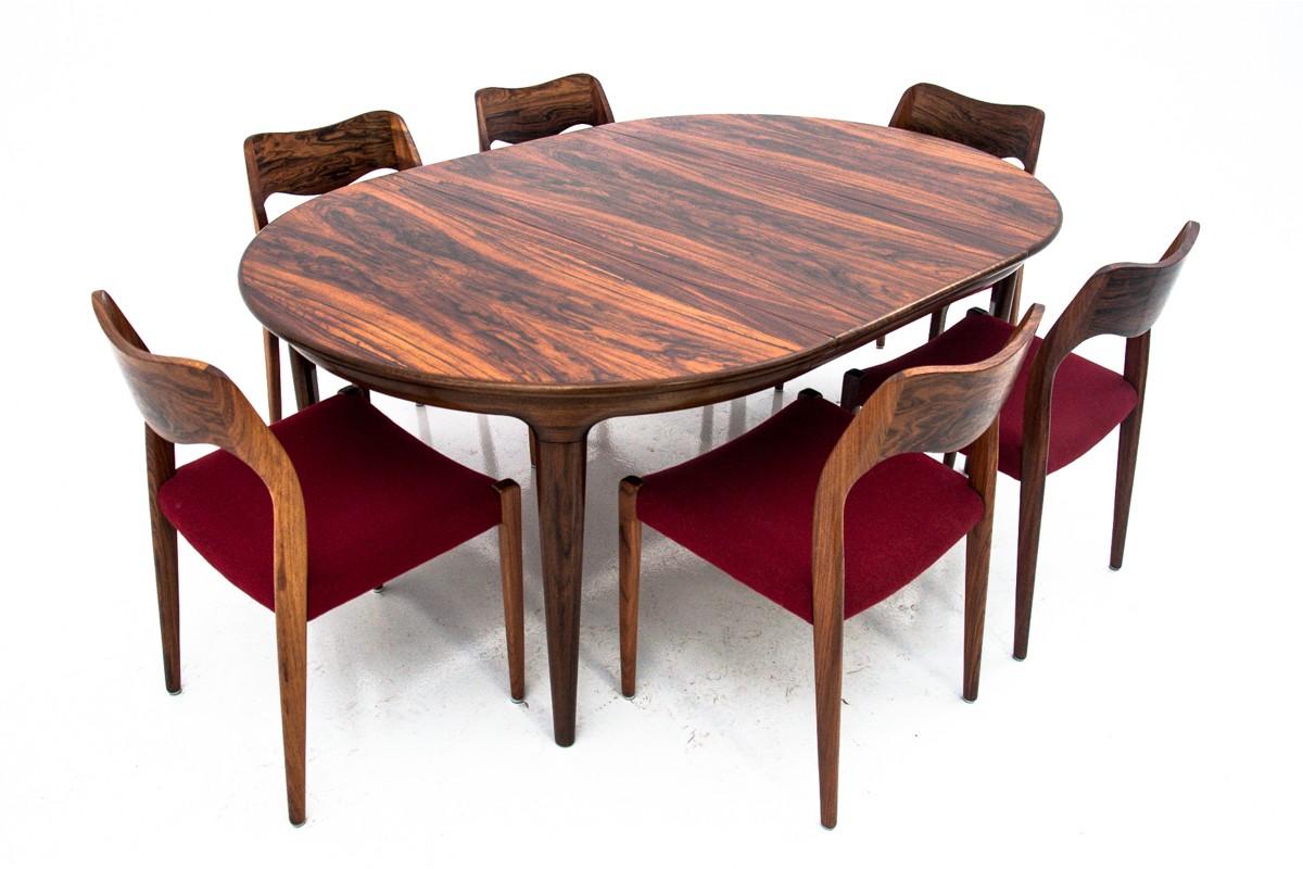 Round Table and Chairs by Niels O. Møller, Denmark, 1960s 6