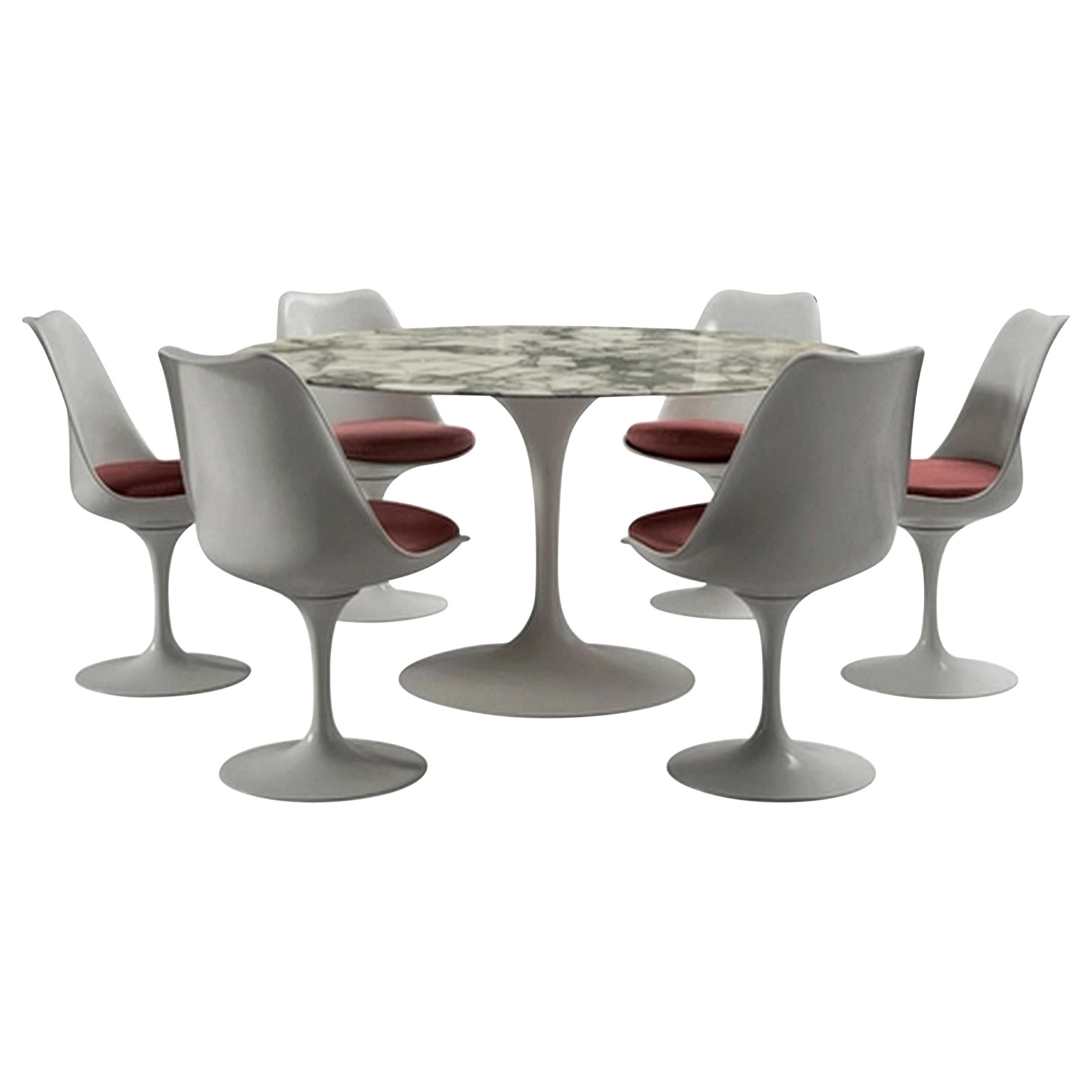 Round Table and Six Chairs, Eero Saarinen for Knoll, circa 1960