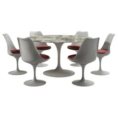 Round Table and Six Chairs, Eero Saarinen for Knoll, circa 1960