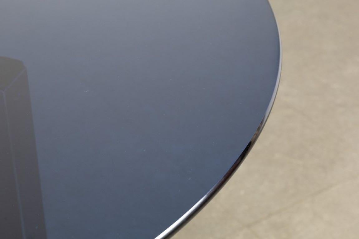 Late 20th Century Round table blue 