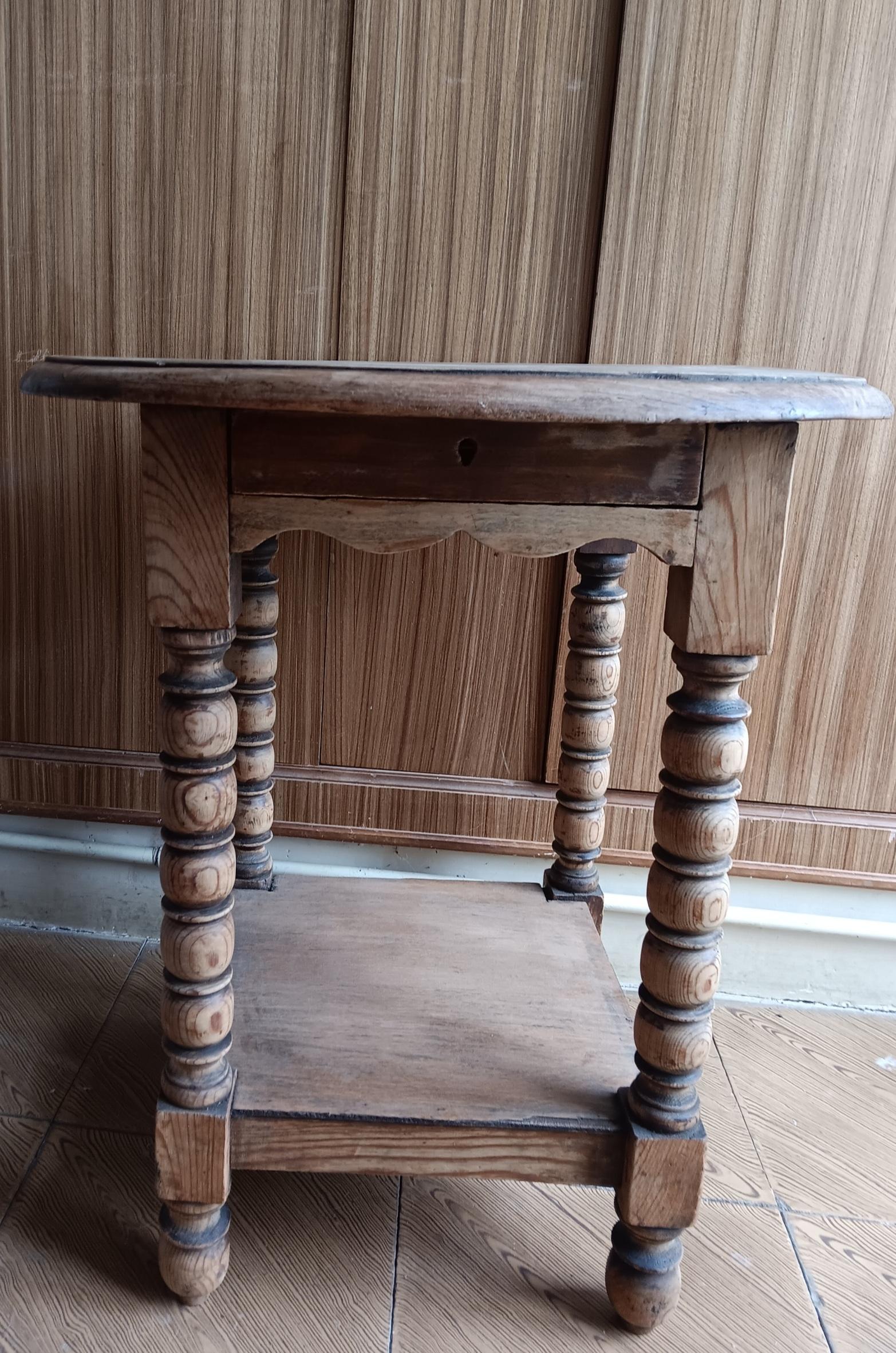 Aesthetic Movement Round Table Bobbin Turned Legs, 19th Century Spain For Sale