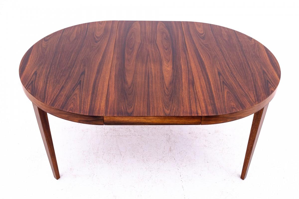 Round table, Danish design, circa 1960. in vendita 2