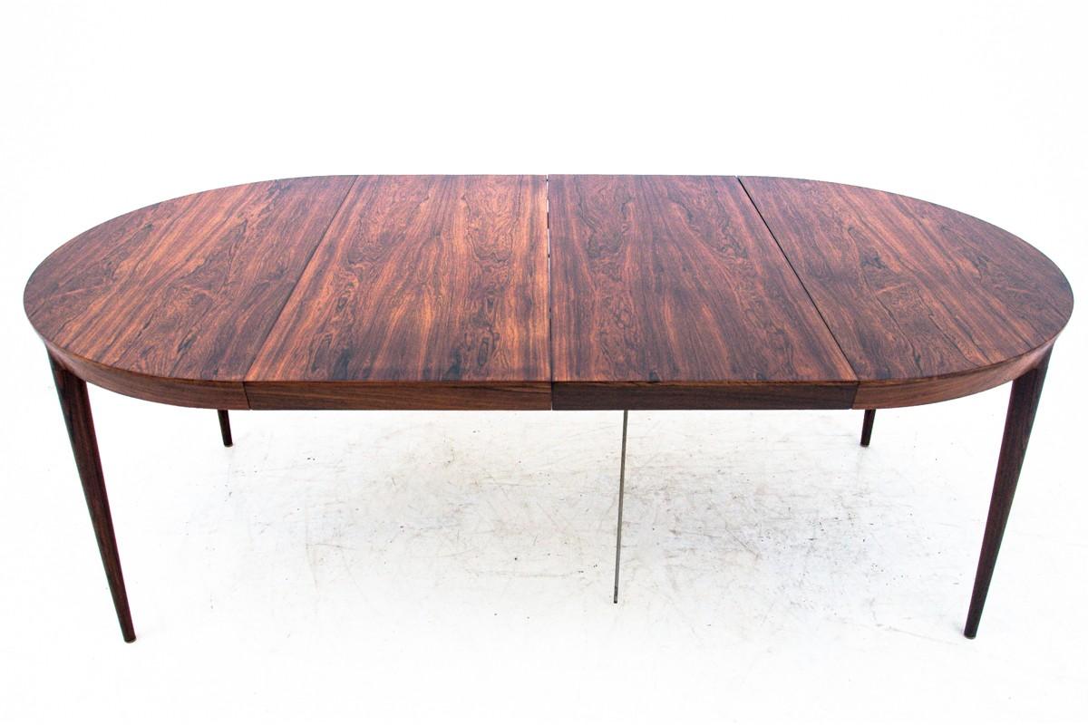 Round Table from Denmark from the 1960s, Furniture in Very Good Condition, after 2