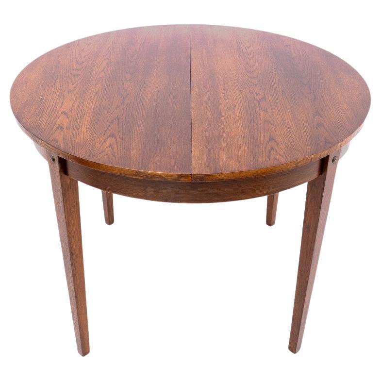 Table ronde des années 60, Pologne.
