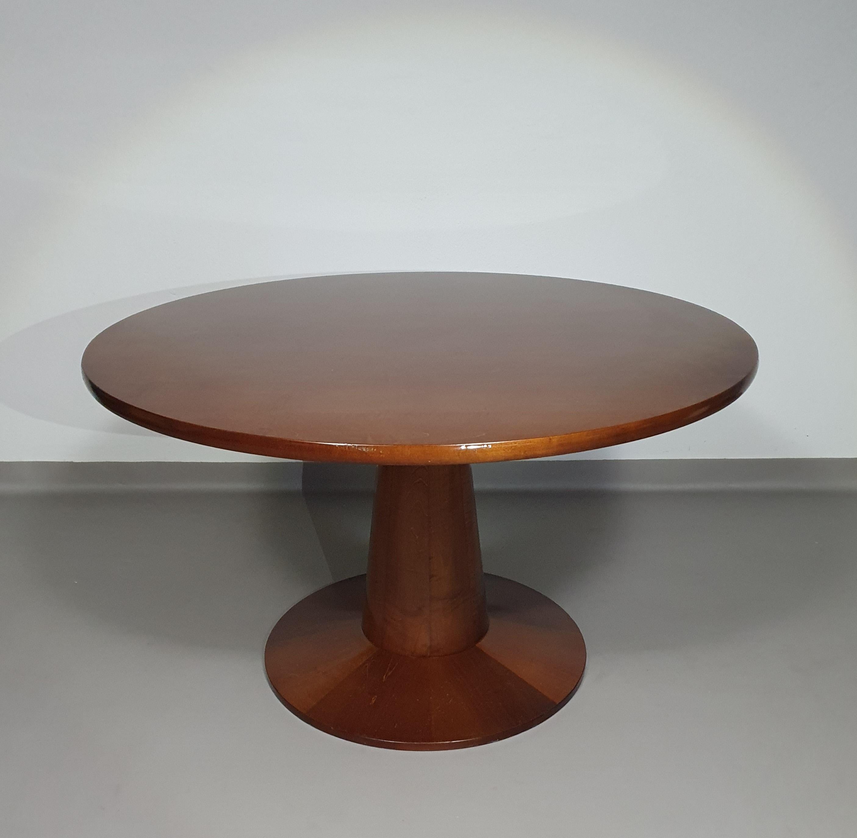 Late 20th Century Round Table / Hugues Chevalier / Model Riviera For Sale