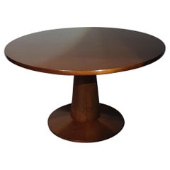 Retro Round Table / Hugues Chevalier / Model Riviera