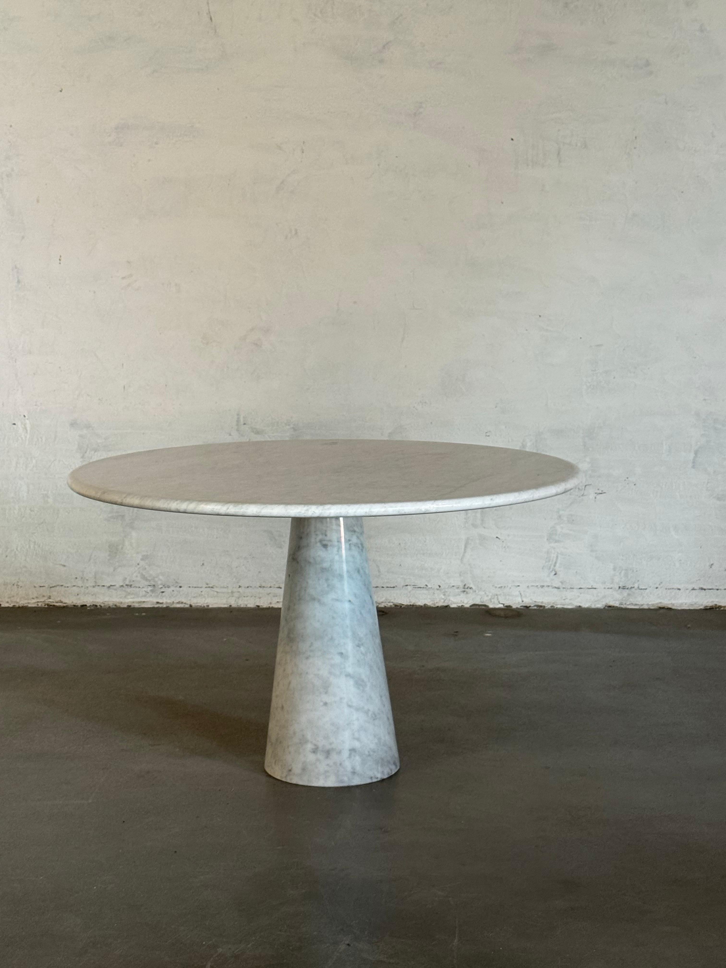 Table ronde en marbre de Carrare par Carlo Scarpa pour Cattelan Italia, 1970 en vente 5