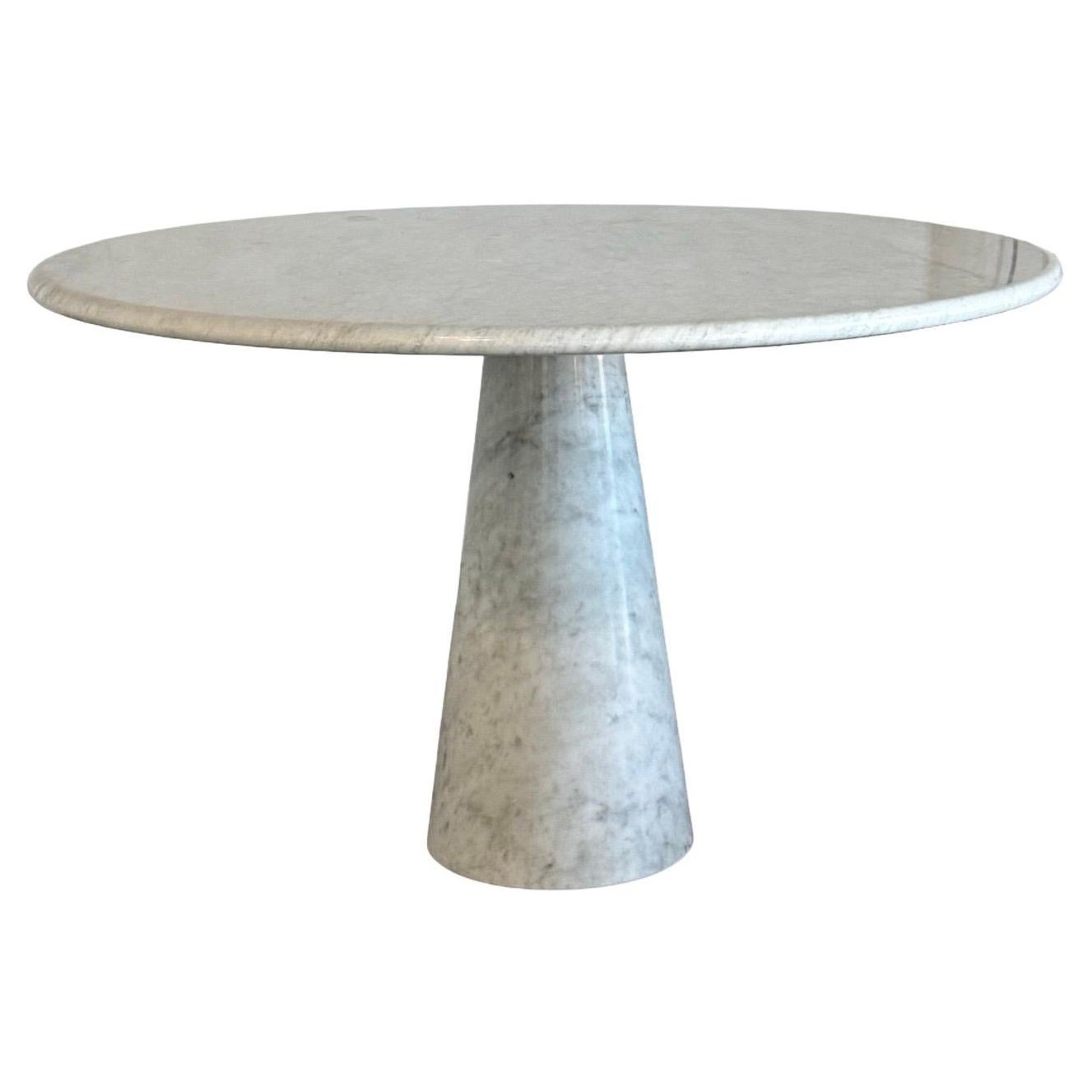 Table ronde en marbre de Carrare par Carlo Scarpa pour Cattelan Italia, 1970 en vente