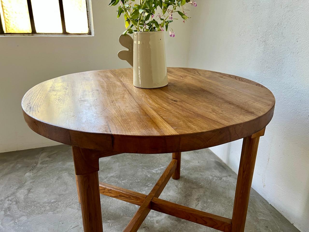 Round table in solid elm by Pierre Gautier Delaye 11