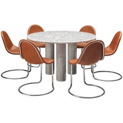 Round Table in White Marble and G. Stoppino 'Maia' Dining Chairs in Leather