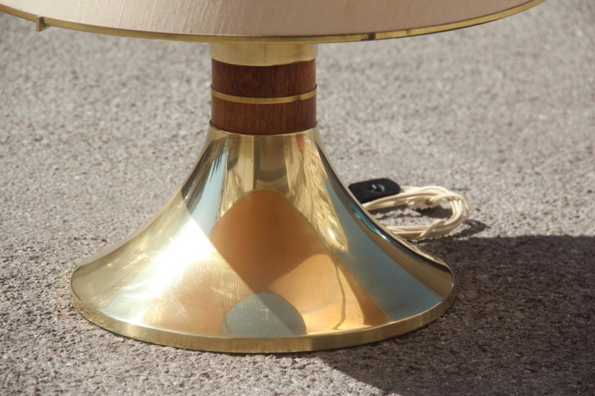 Mid-Century Modern Round Table Lamp Brass Wood Shantung Dome Italian Design 1970 Gold Cone For Sale