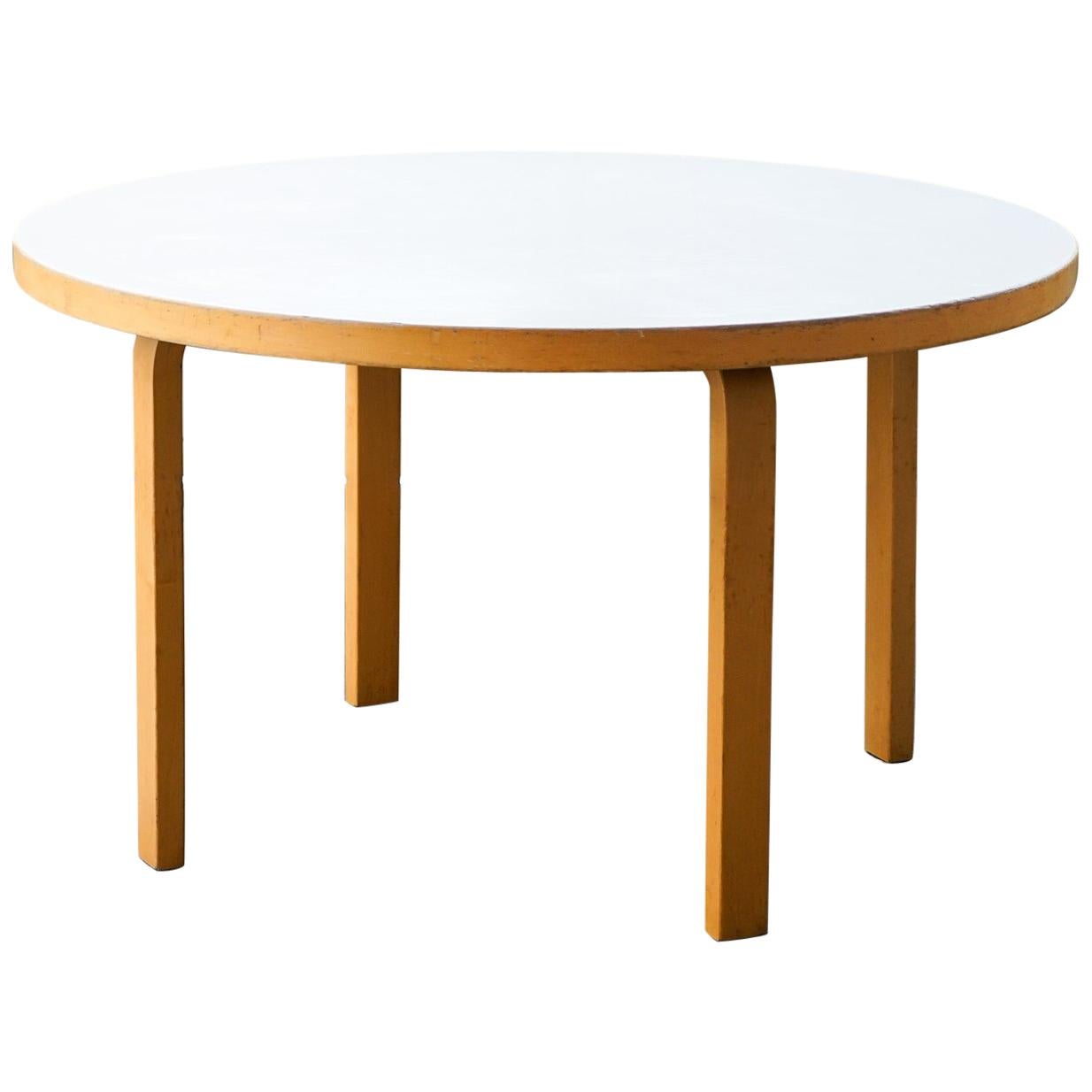 Round Table Model 91 White Laminated, Alvar Aalto for Artek, Finland