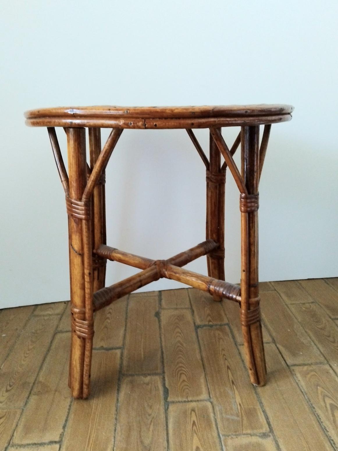 Runder Tisch Rattan Klein  Französische Riviere Moderne natürliche Korbweide 50er Jahre im Angebot 7
