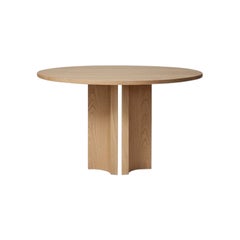 Round Table, Solid European Oak, Handcrafted in Europe, Sculptural, Aperta Mokko