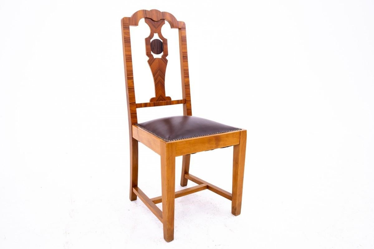 Round table with chairs in Art Deco style, POLAND, 1940s. In Good Condition For Sale In Chorzów, PL