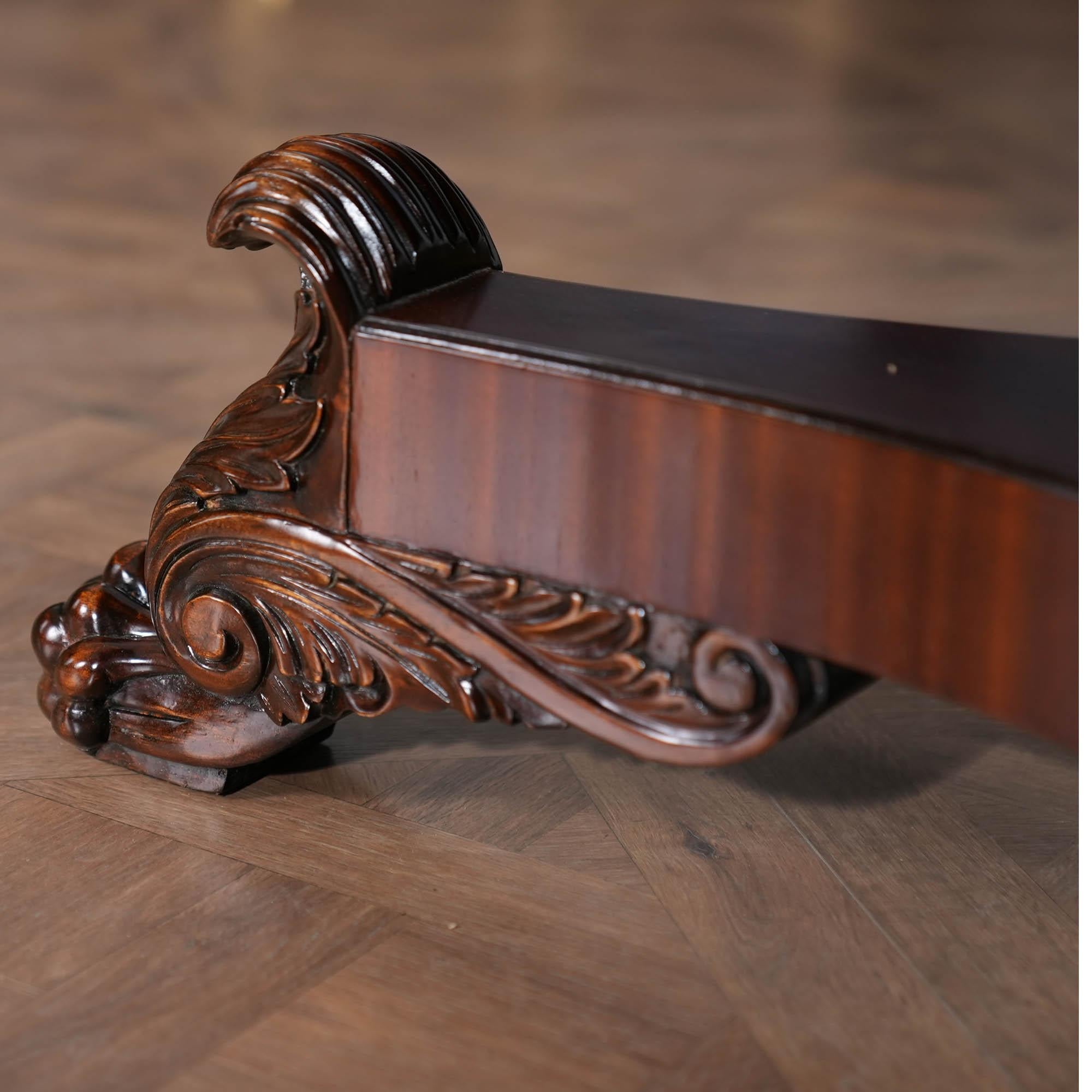 Table ronde avec bases Empire 60-115 pouces en vente 3