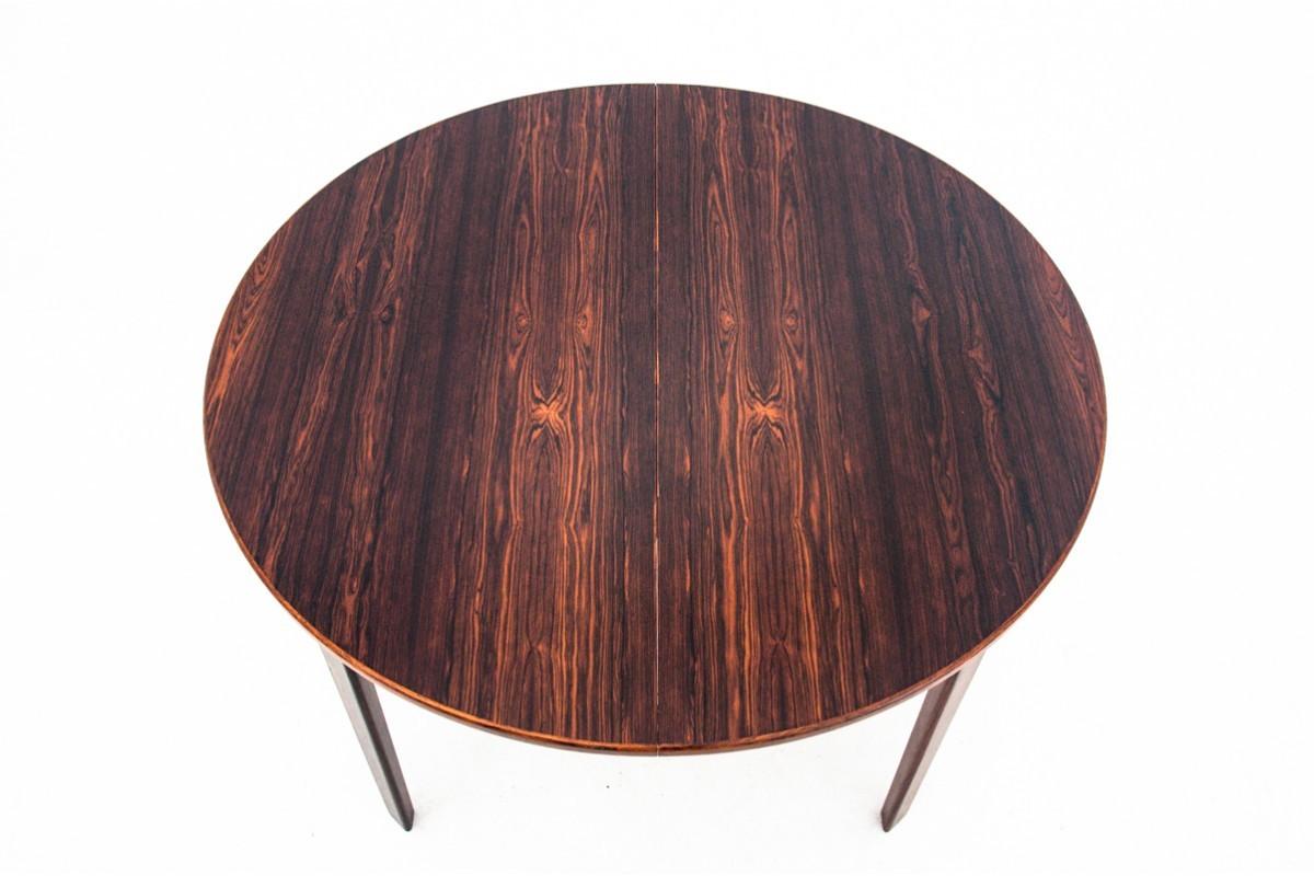 Round table with four chairs from the 1960s, Denmark. For Sale 7
