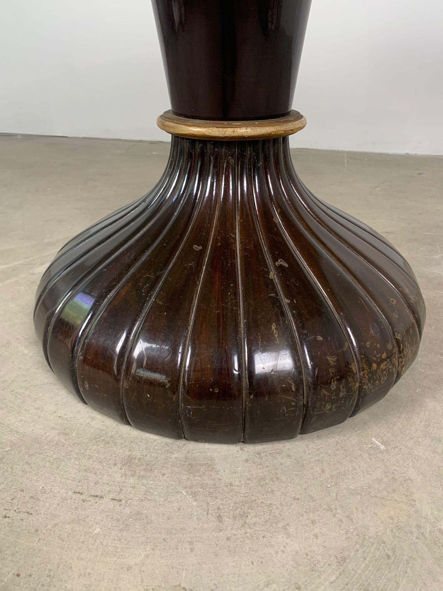 Mid-20th Century Round table with onyx top and wooden base, Italy, 1950s. For Sale