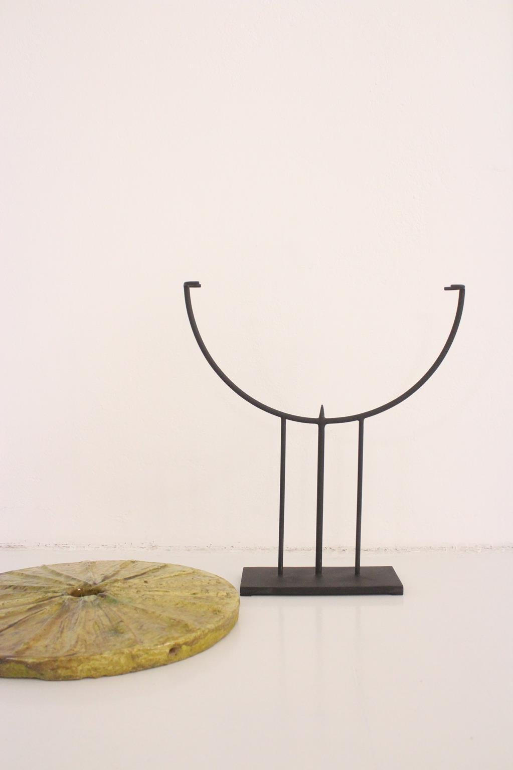 Round Tamegroute decor (khaki) with metal upholder For Sale 3