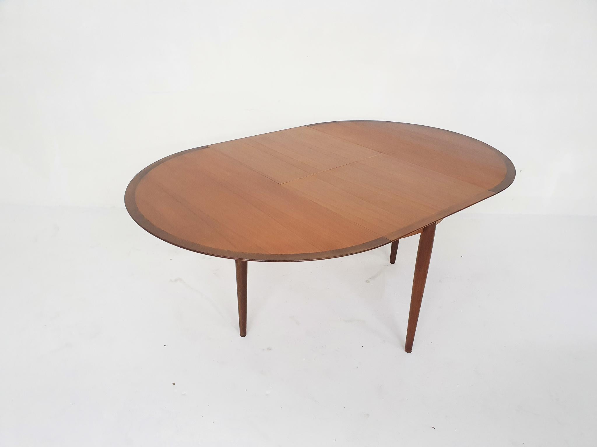 Mid-Century Modern Round Teak Extendable Dining Table by Lubke, Germany, 1960's