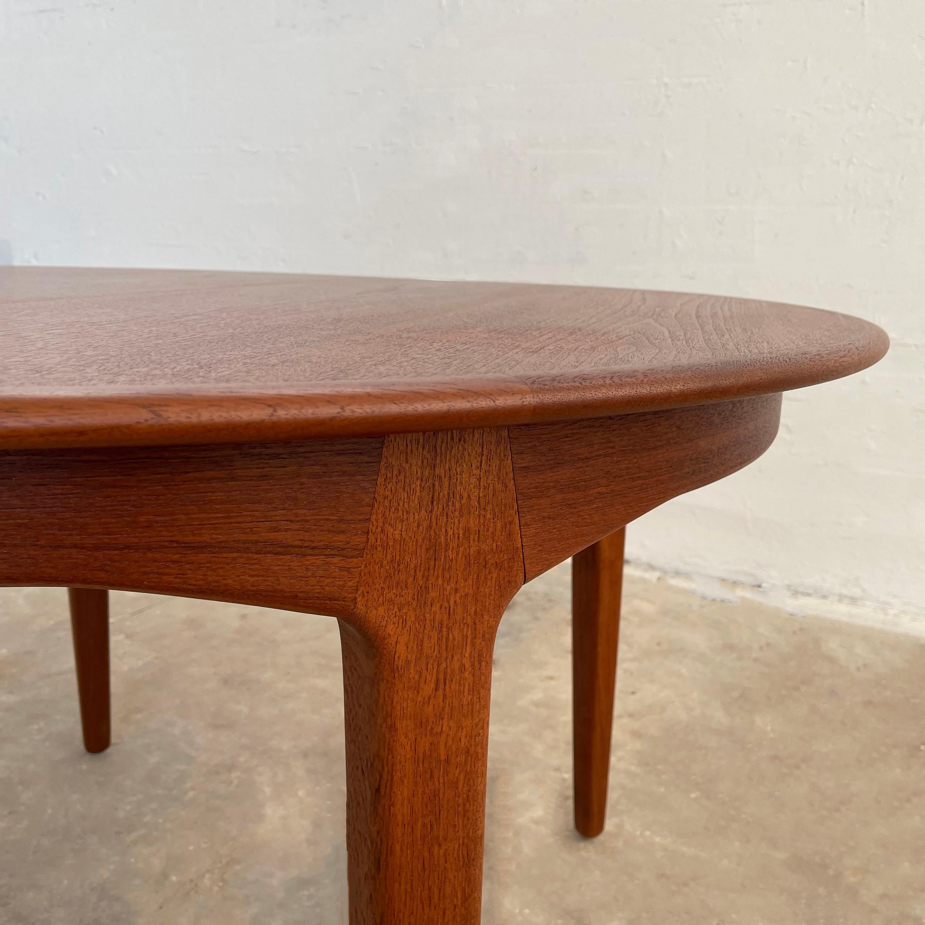 20th Century Round Teak Extension Dining Table By Henning Kjaernulf For Soro Stole, Denmark For Sale