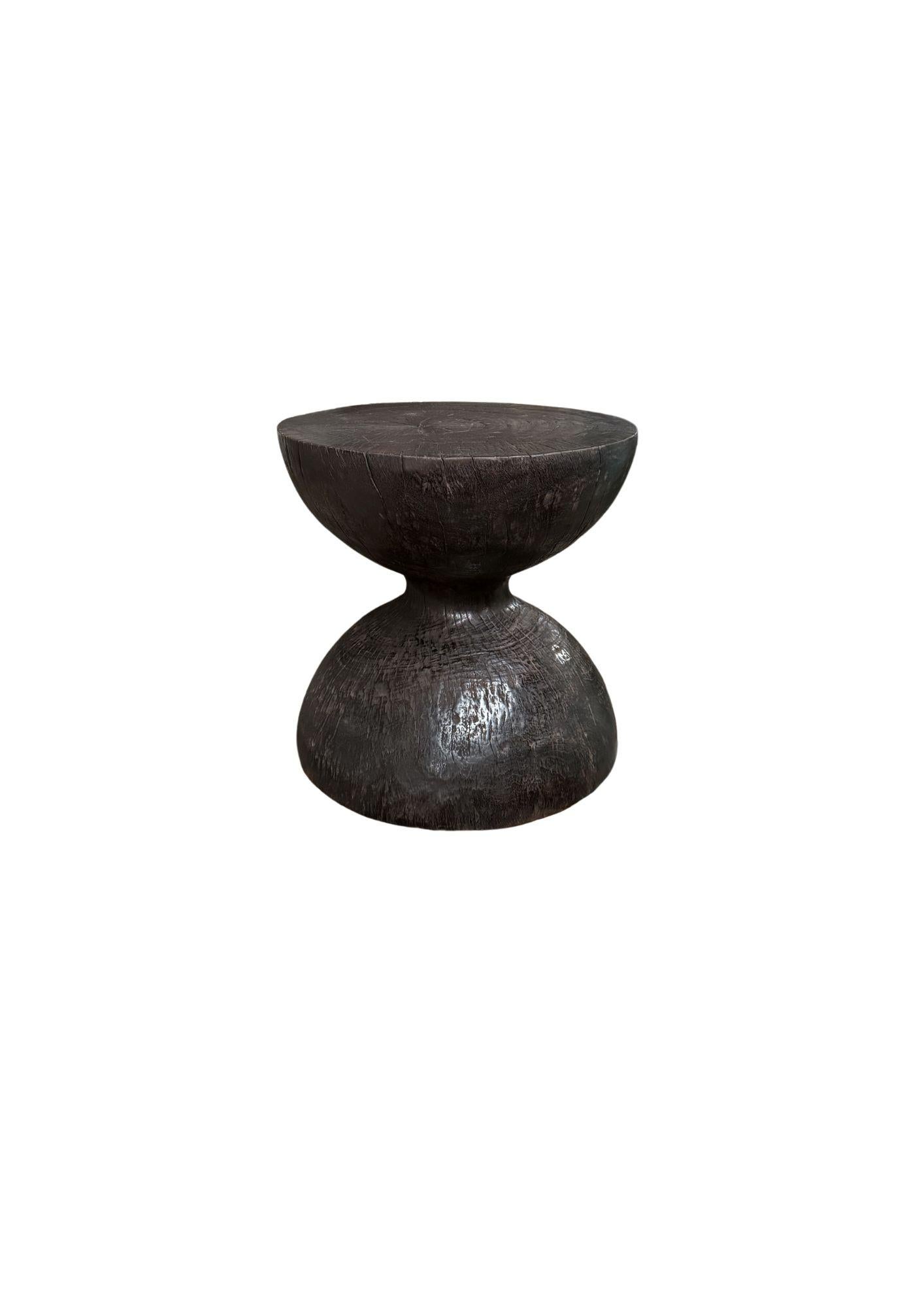 Round Suar Wood Side Table, Burnt Finish, Layered Design, Modern Organic In New Condition For Sale In Jimbaran, Bali
